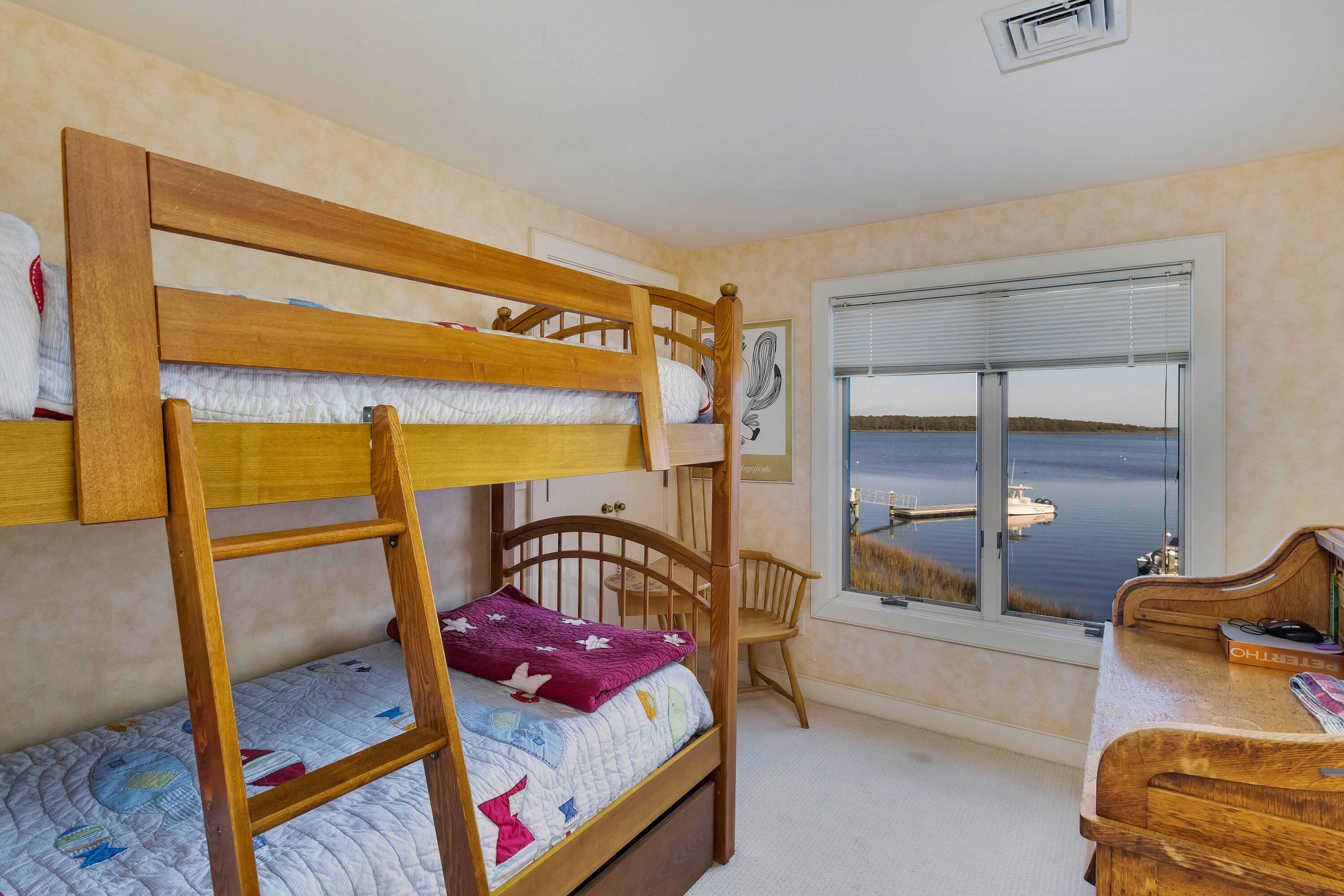 Mashpee, Massachusetts 02649, United States, 5 Bedrooms Bedrooms, ,5 BathroomsBathrooms,Residential,Active,115274