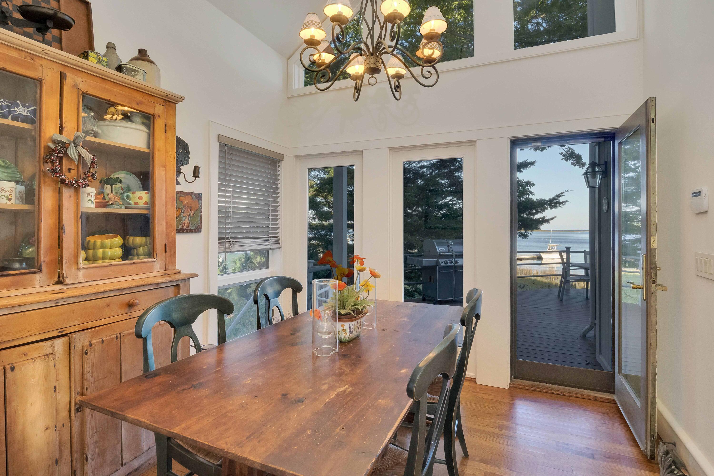 Mashpee, Massachusetts 02649, United States, 5 Bedrooms Bedrooms, ,5 BathroomsBathrooms,Residential,Active,115274