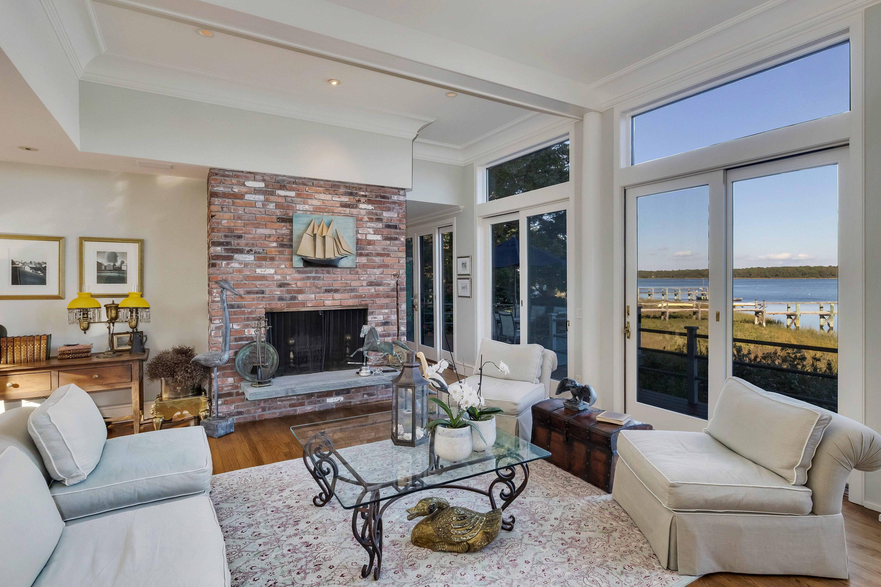 Mashpee, Massachusetts 02649, United States, 5 Bedrooms Bedrooms, ,5 BathroomsBathrooms,Residential,Active,115274