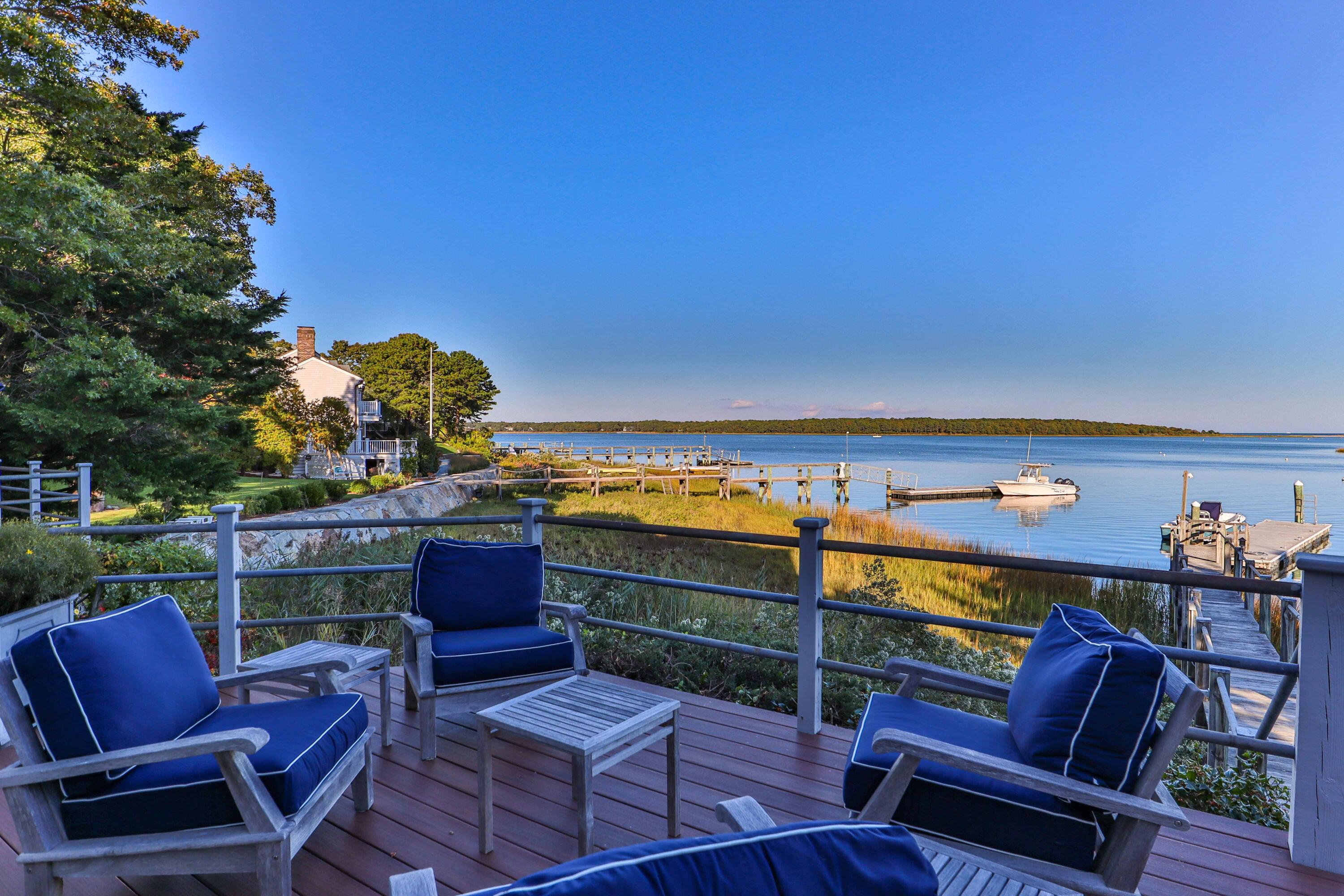 Mashpee, Massachusetts 02649, United States, 5 Bedrooms Bedrooms, ,5 BathroomsBathrooms,Residential,Active,115274