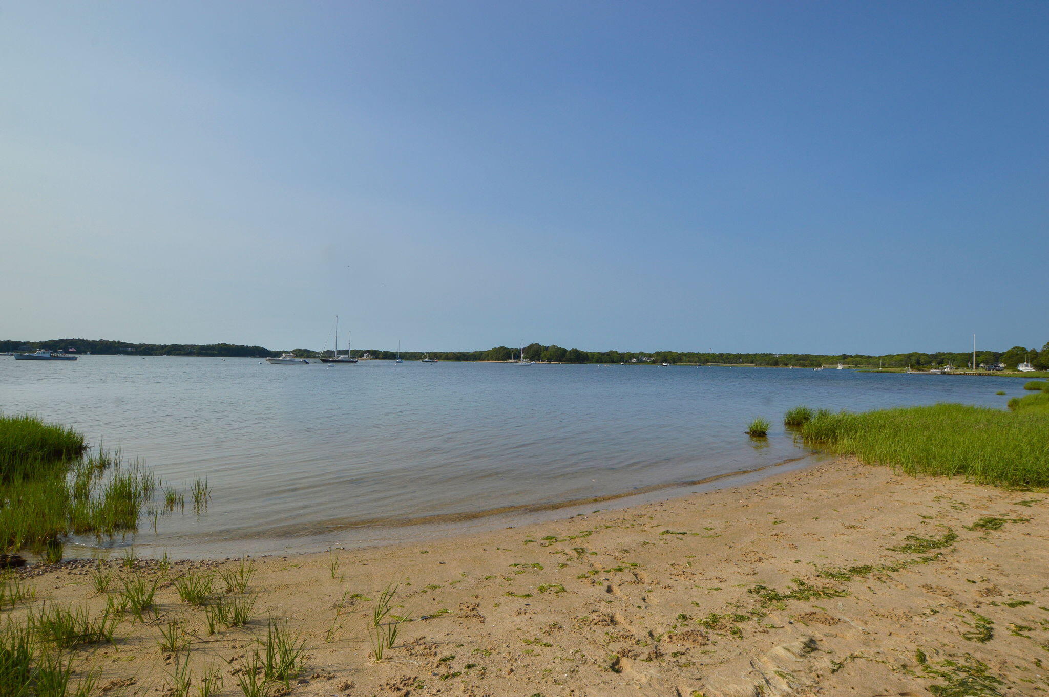 Osterville, Massachusetts 02655, United States, 3 Bedrooms Bedrooms, ,3 BathroomsBathrooms,Residential,Pending,153188