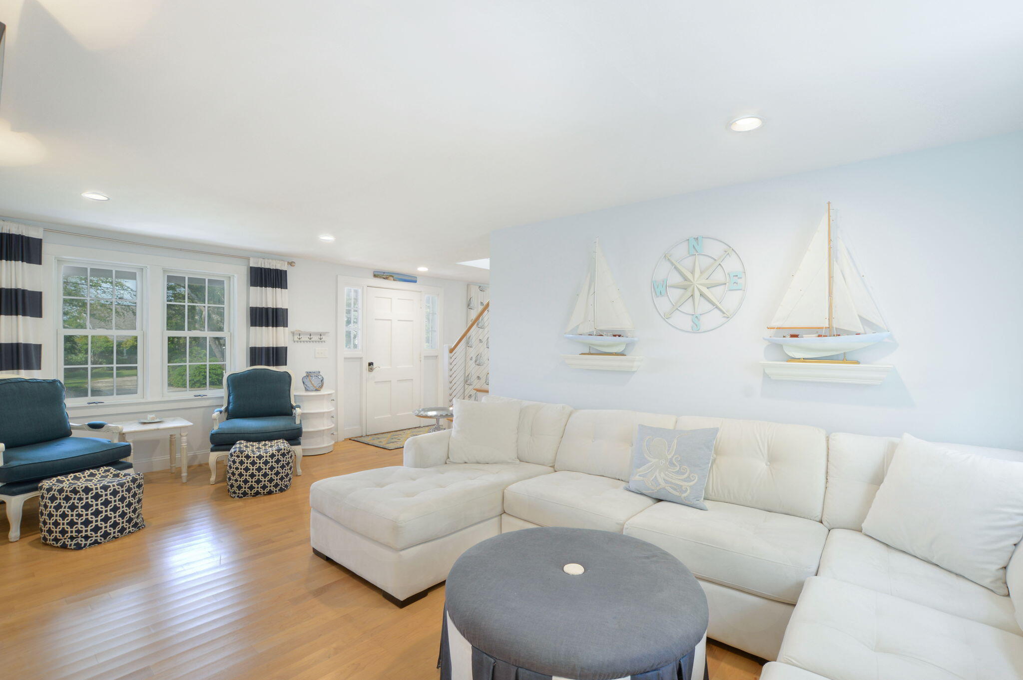 Osterville, Massachusetts 02655, United States, 3 Bedrooms Bedrooms, ,3 BathroomsBathrooms,Residential,Pending,153188