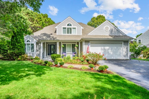 Photo of 72 Bayshore Drive, Mashpee, MA 02649 (MLS # 22602783)