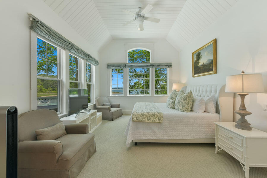 Osterville, Massachusetts 02655, United States, 5 Bedrooms Bedrooms, ,4 BathroomsBathrooms,Residential,Active,157769