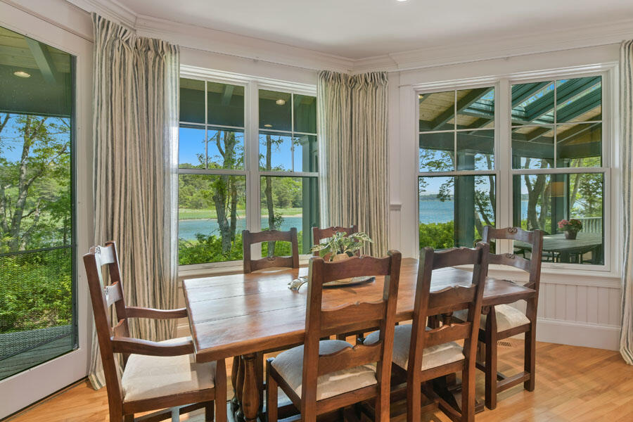 Osterville, Massachusetts 02655, United States, 5 Bedrooms Bedrooms, ,4 BathroomsBathrooms,Residential,Active,157769