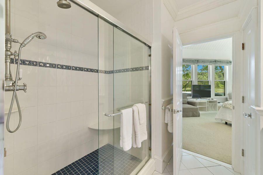 Osterville, Massachusetts 02655, United States, 5 Bedrooms Bedrooms, ,4 BathroomsBathrooms,Residential,Active,157769