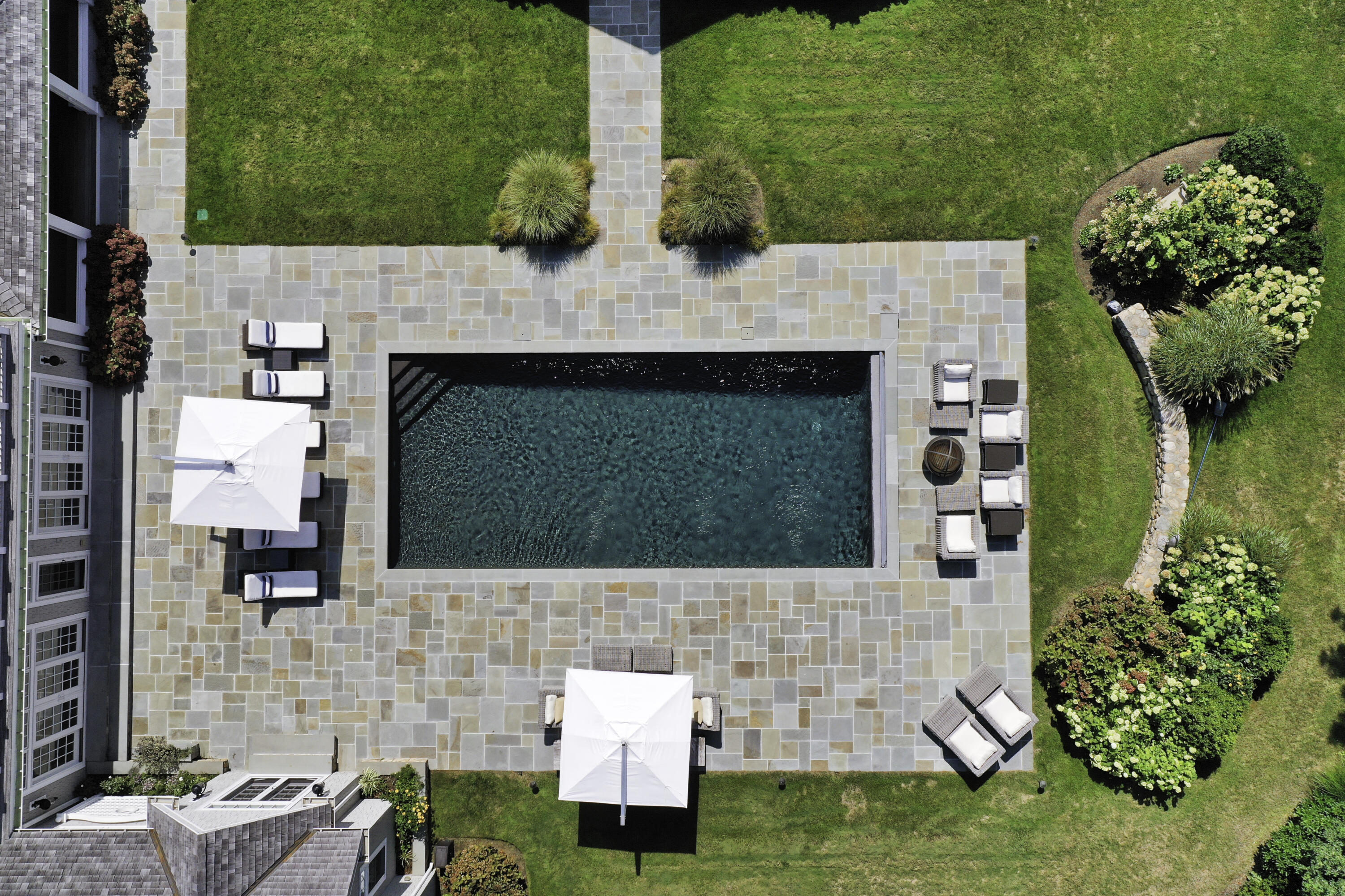 Osterville, Massachusetts 02655, United States, 7 Bedrooms Bedrooms, ,10 BathroomsBathrooms,Residential,Active,142834