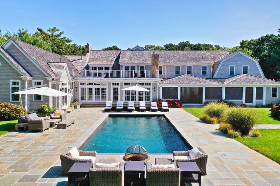 Osterville, Massachusetts 02655, United States, 7 Bedrooms Bedrooms, ,10 BathroomsBathrooms,Residential,Active,142834