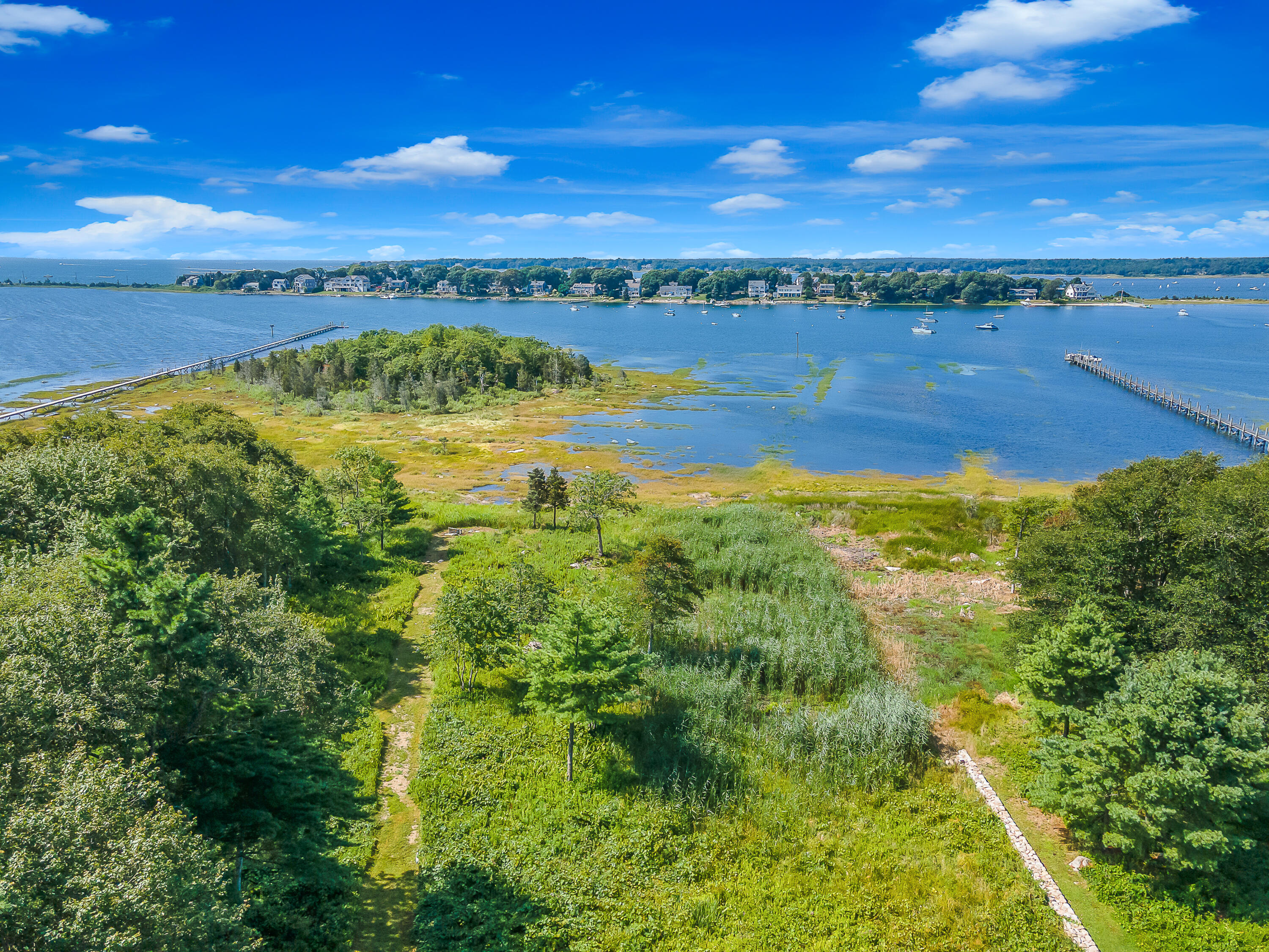 Marion, Massachusetts 02738, United States, 5 Bedrooms Bedrooms, ,4 BathroomsBathrooms,Residential,Active,201638