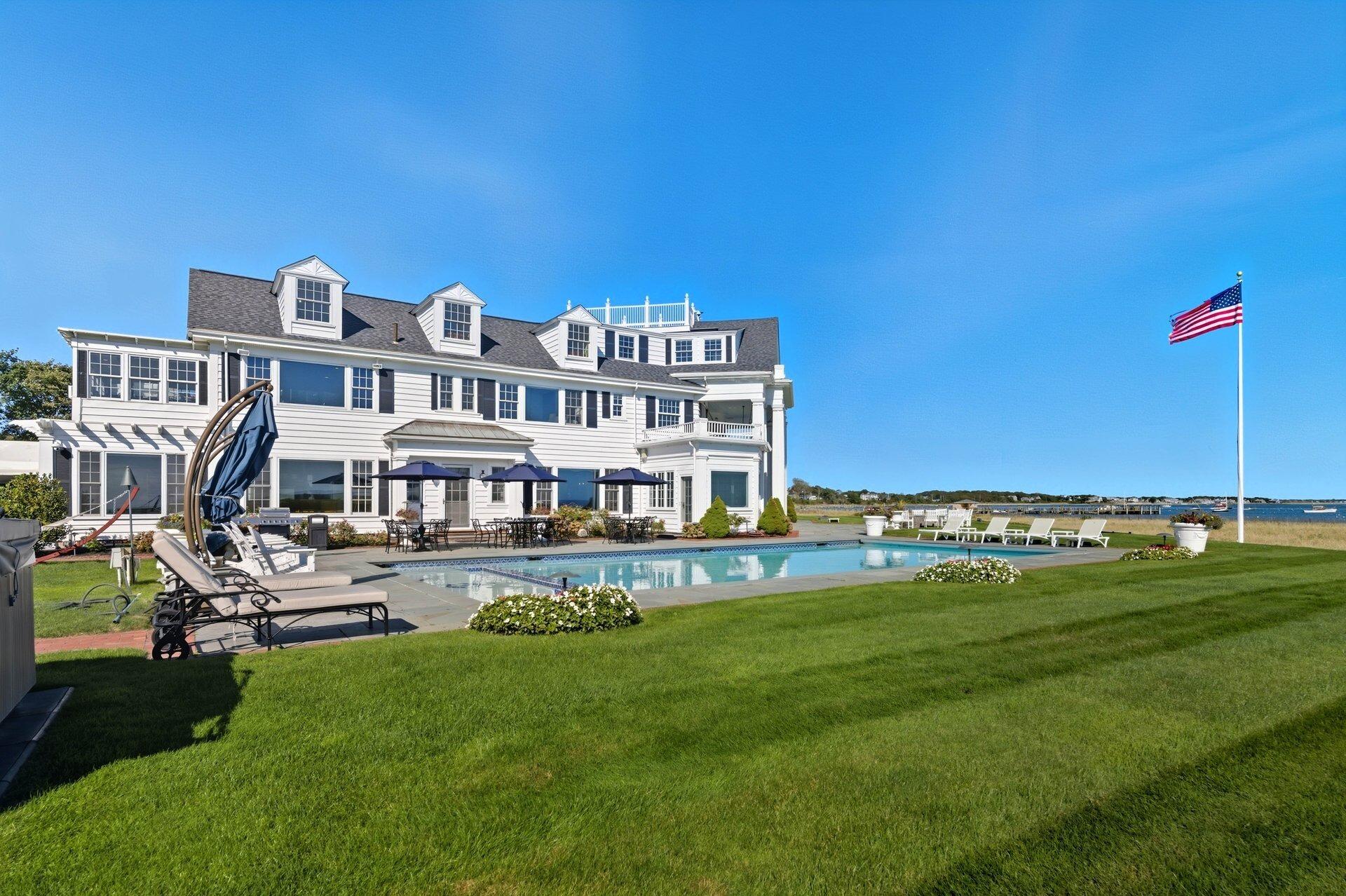 Hyannis Port, Massachusetts 02647, United States, 13 Bedrooms Bedrooms, ,13 BathroomsBathrooms,Residential,Active,247989