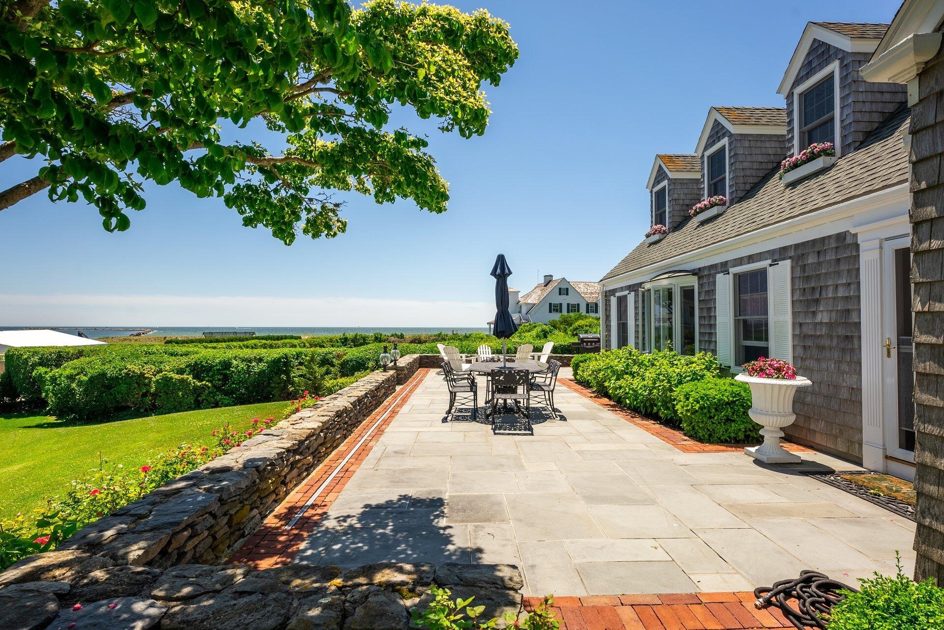 Hyannis Port, Massachusetts 02647, United States, 13 Bedrooms Bedrooms, ,13 BathroomsBathrooms,Residential,Active,247989