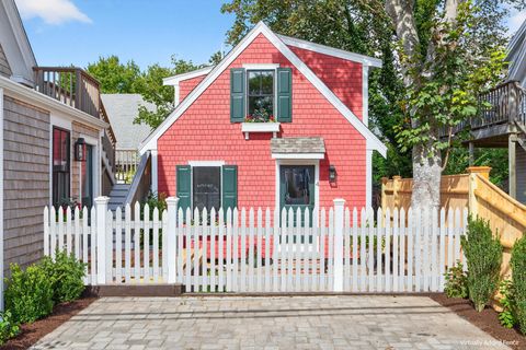 Photo of 10 Bradford Street #Unit 4, Provincetown, MA 02657 (MLS # 22504662)