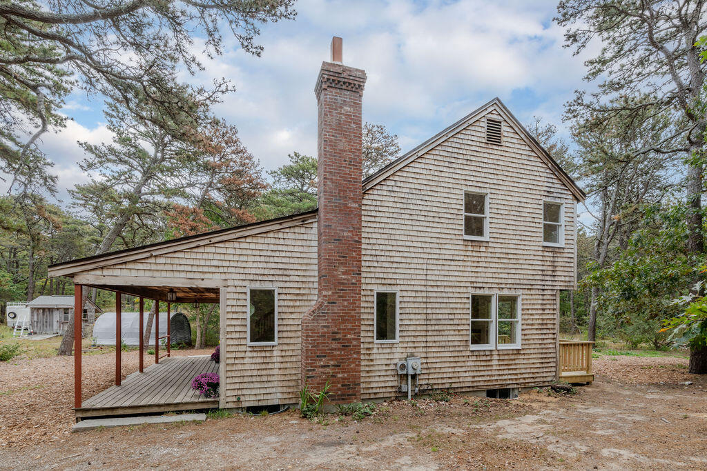 Wellfleet, Massachusetts 02667, United States, 3 Bedrooms Bedrooms, ,2 BathroomsBathrooms,Residential,Active,225945