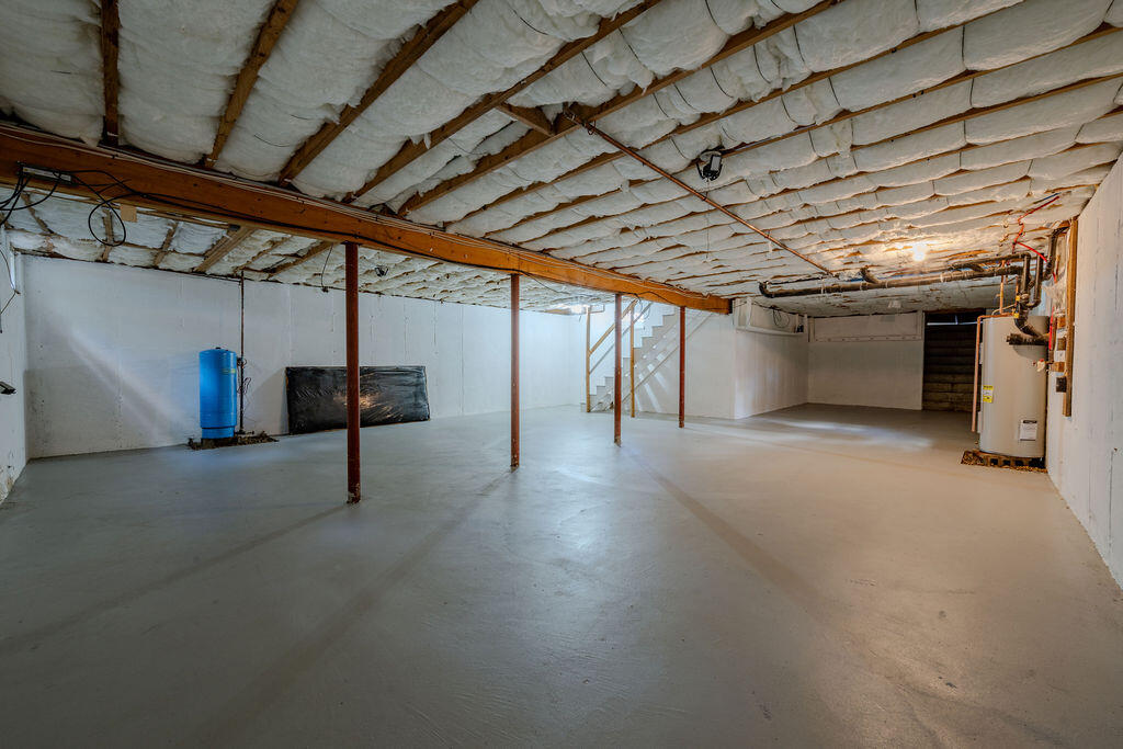 Wellfleet, Massachusetts 02667, United States, 3 Bedrooms Bedrooms, ,2 BathroomsBathrooms,Residential,Active,225945