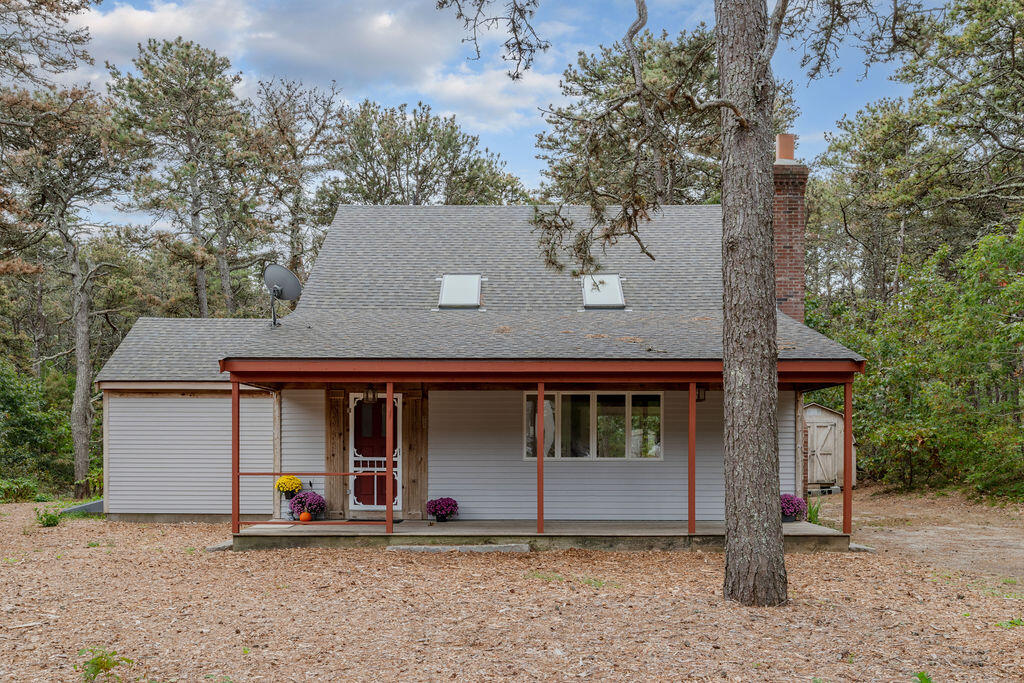 Wellfleet, Massachusetts 02667, United States, 3 Bedrooms Bedrooms, ,2 BathroomsBathrooms,Residential,Active,225945