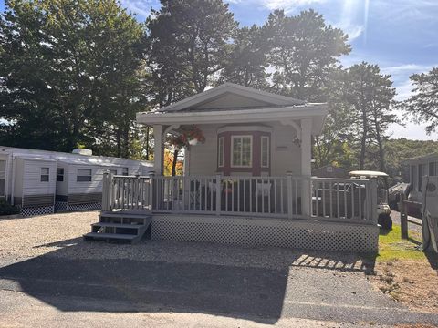 Photo of 185 Cotuit Road #BE4, Sandwich, MA 02563 (MLS # 22504894)