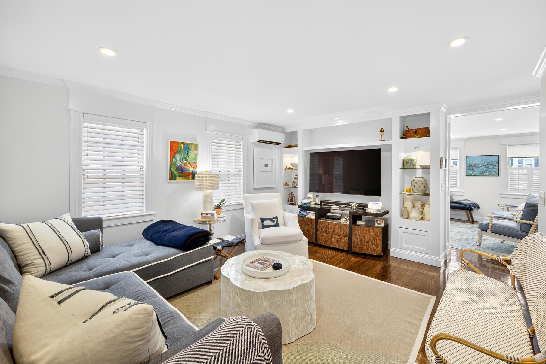 Provincetown, Massachusetts 02657, United States, 4 Bedrooms Bedrooms, ,5 BathroomsBathrooms,Residential,Active,220298