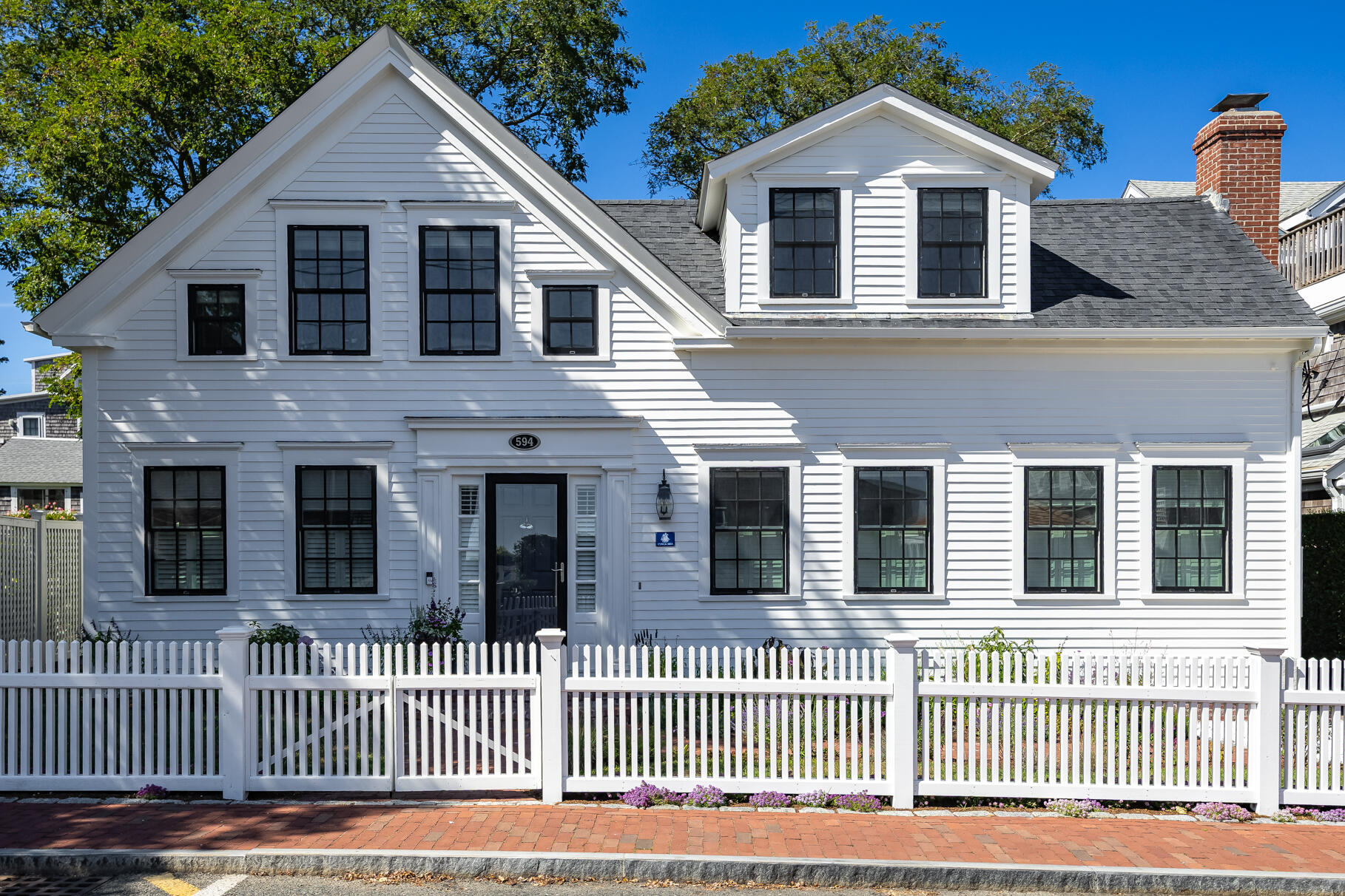 Provincetown, Massachusetts 02657, United States, 4 Bedrooms Bedrooms, ,5 BathroomsBathrooms,Residential,Active,220298
