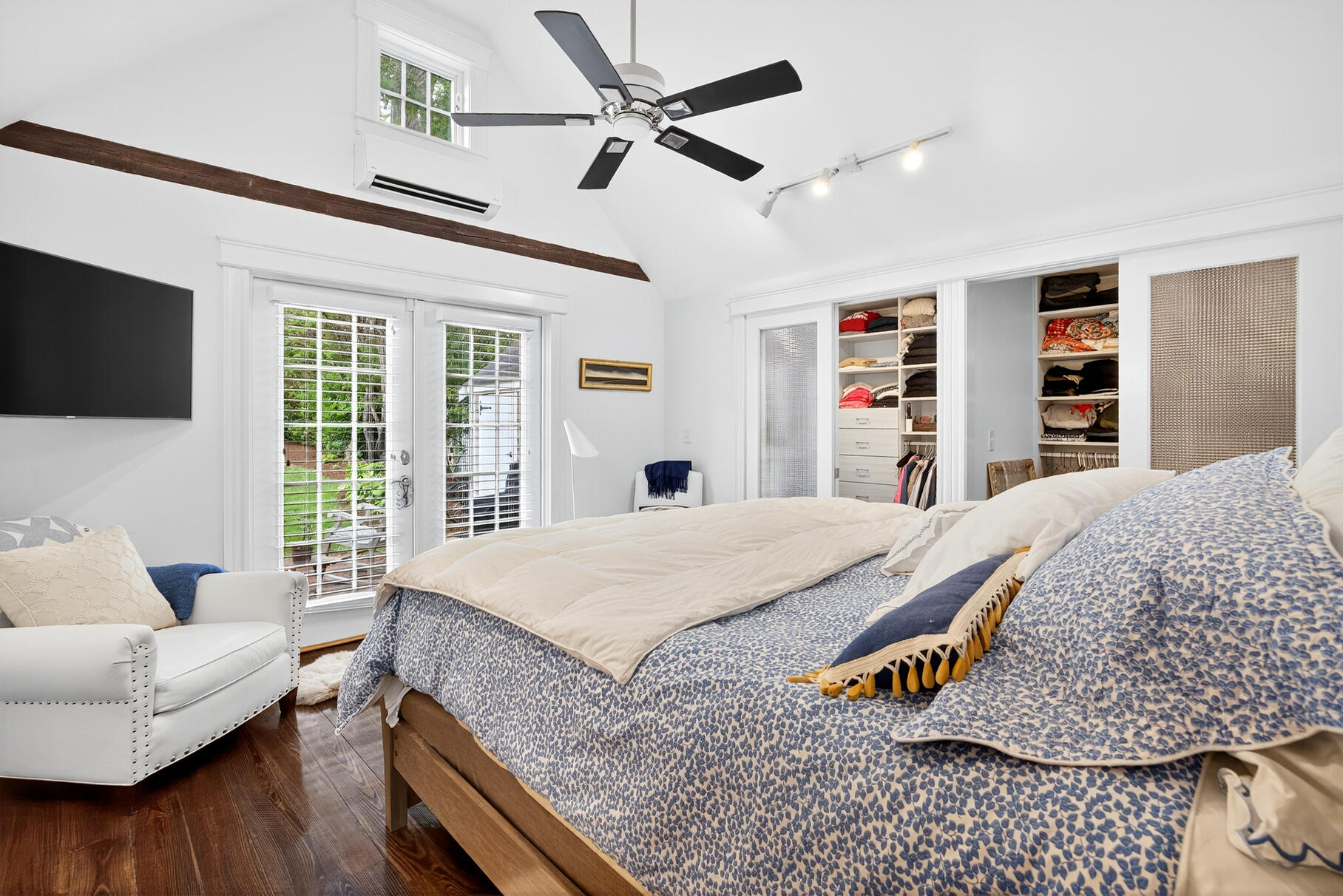 Provincetown, Massachusetts 02657, United States, 4 Bedrooms Bedrooms, ,5 BathroomsBathrooms,Residential,Active,220298