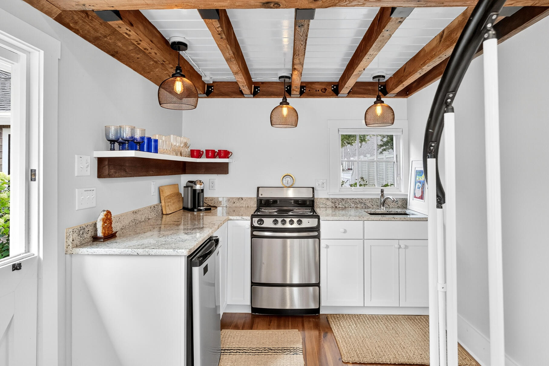 Provincetown, Massachusetts 02657, United States, 4 Bedrooms Bedrooms, ,5 BathroomsBathrooms,Residential,Active,220298