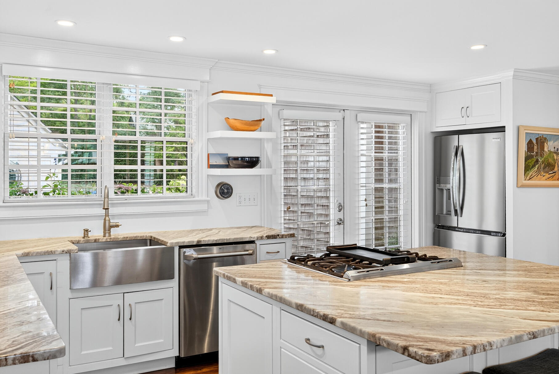 Provincetown, Massachusetts 02657, United States, 4 Bedrooms Bedrooms, ,5 BathroomsBathrooms,Residential,Active,220298