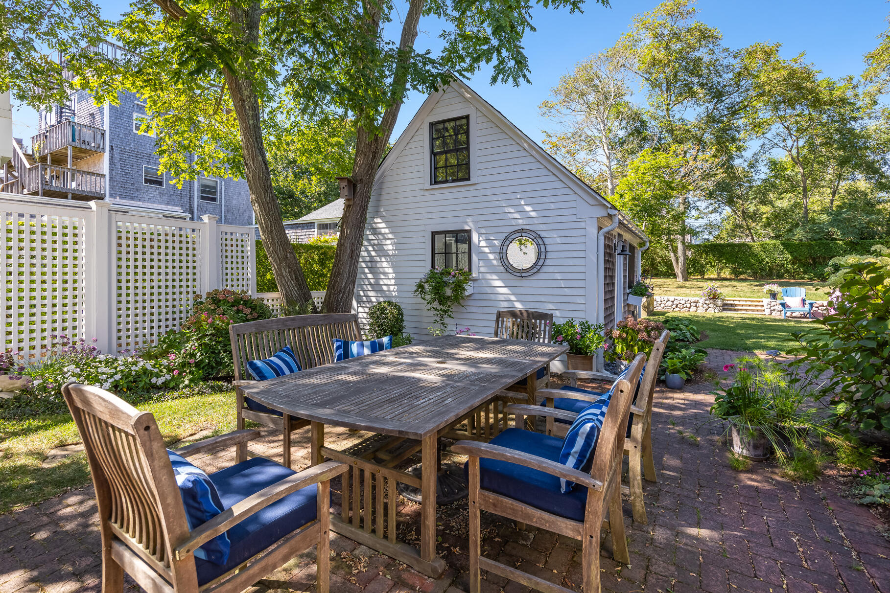 594 Commercial Street