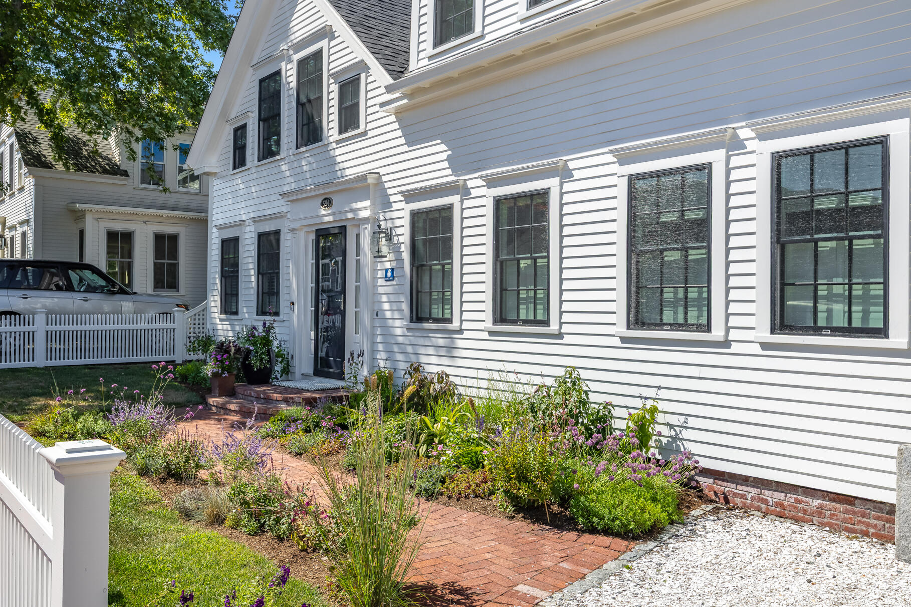 594 Commercial Street