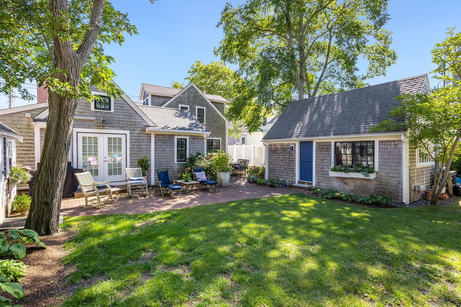 Provincetown, Massachusetts 02657, United States, 4 Bedrooms Bedrooms, ,5 BathroomsBathrooms,Residential,Active,220298