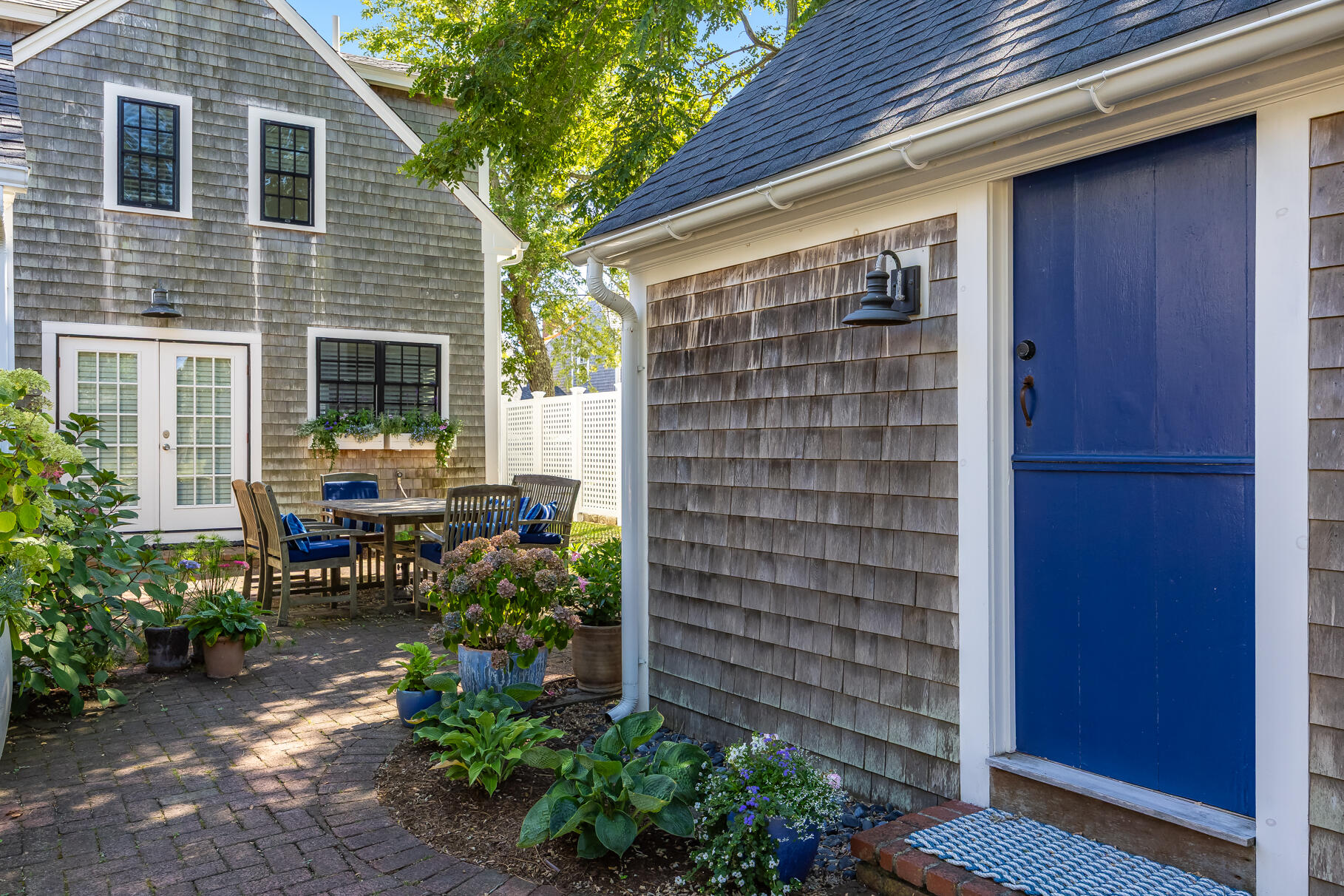 Provincetown, Massachusetts 02657, United States, 4 Bedrooms Bedrooms, ,5 BathroomsBathrooms,Residential,Active,220298