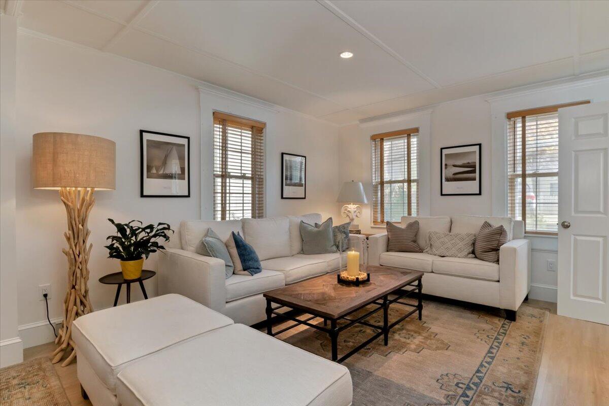 44 Commercial Street