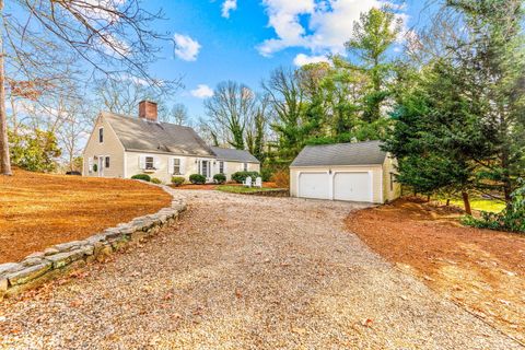 Photo of 21 Fiddler Crab Lane, Mashpee, MA 02649 (MLS # 22505830)
