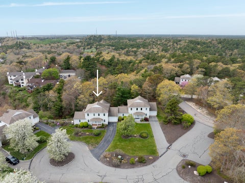 Photo of 2 Beach Plum Lane U: E Lane #E, Bourne, MA 02532 (MLS # 22602401)