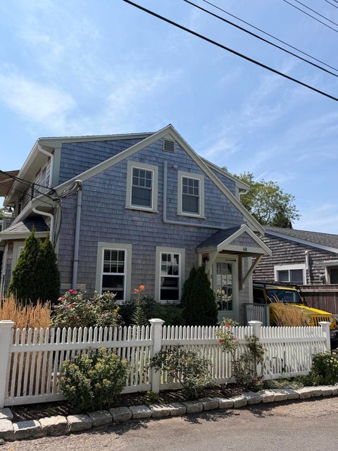 Photo of 48 Pleasant Street #APT 2, Provincetown, MA 02657 (MLS # 22603906)