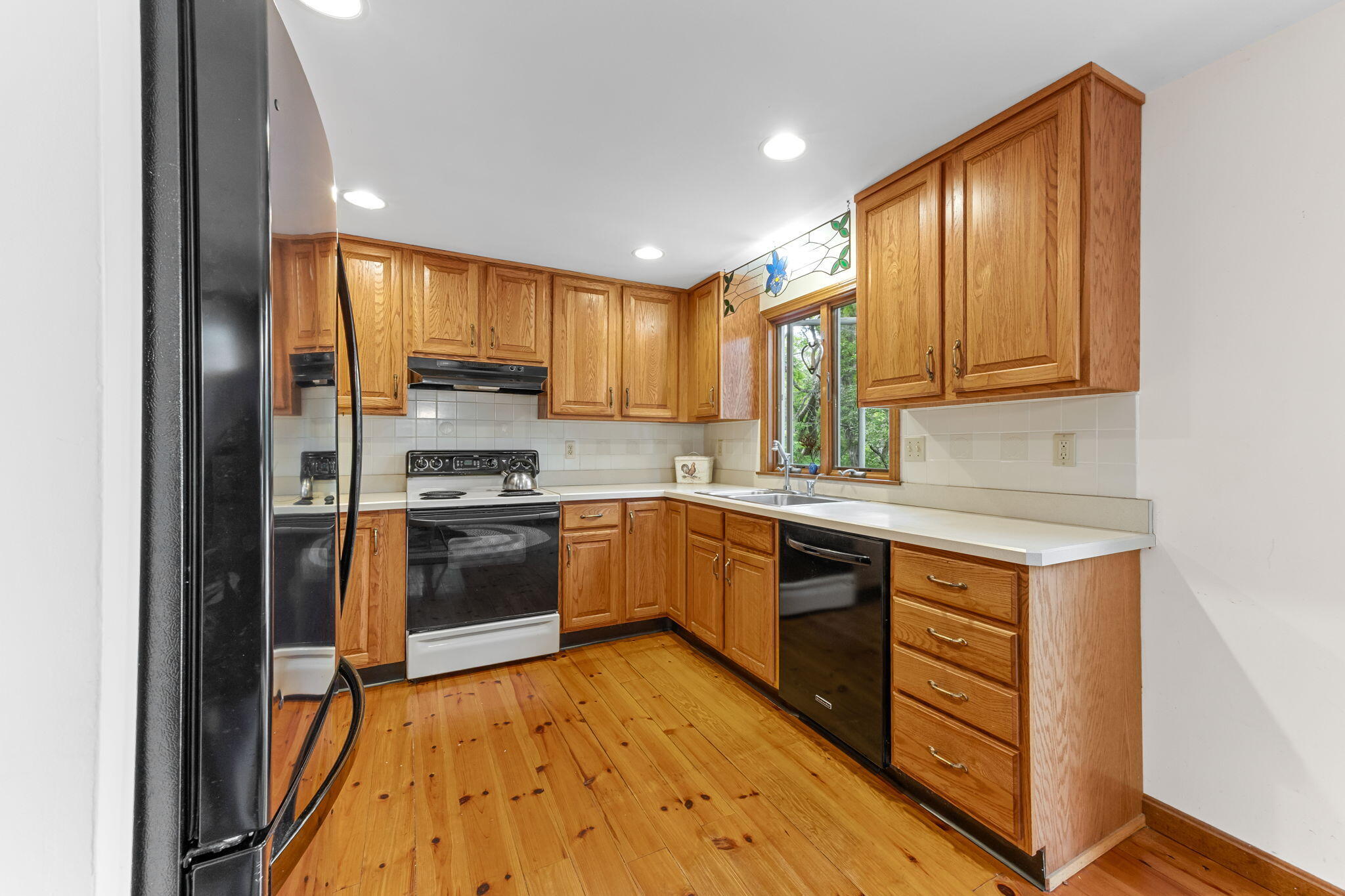 Eastham, Massachusetts 02642, United States, 4 Bedrooms Bedrooms, ,3 BathroomsBathrooms,Residential,Active,168334