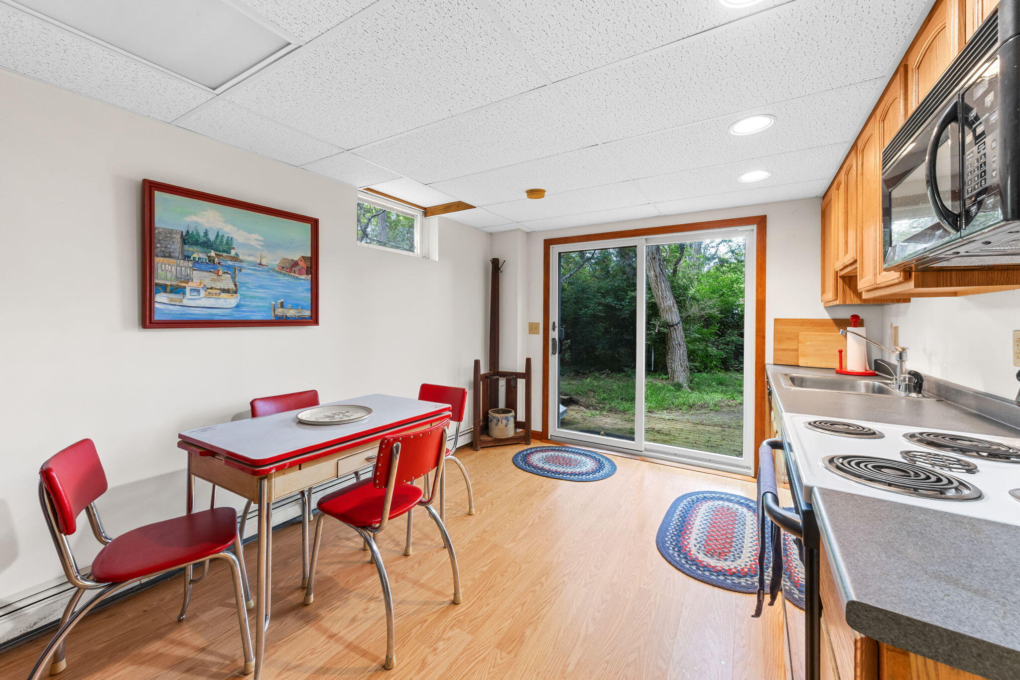 Eastham, Massachusetts 02642, United States, 4 Bedrooms Bedrooms, ,3 BathroomsBathrooms,Residential,Active,168334