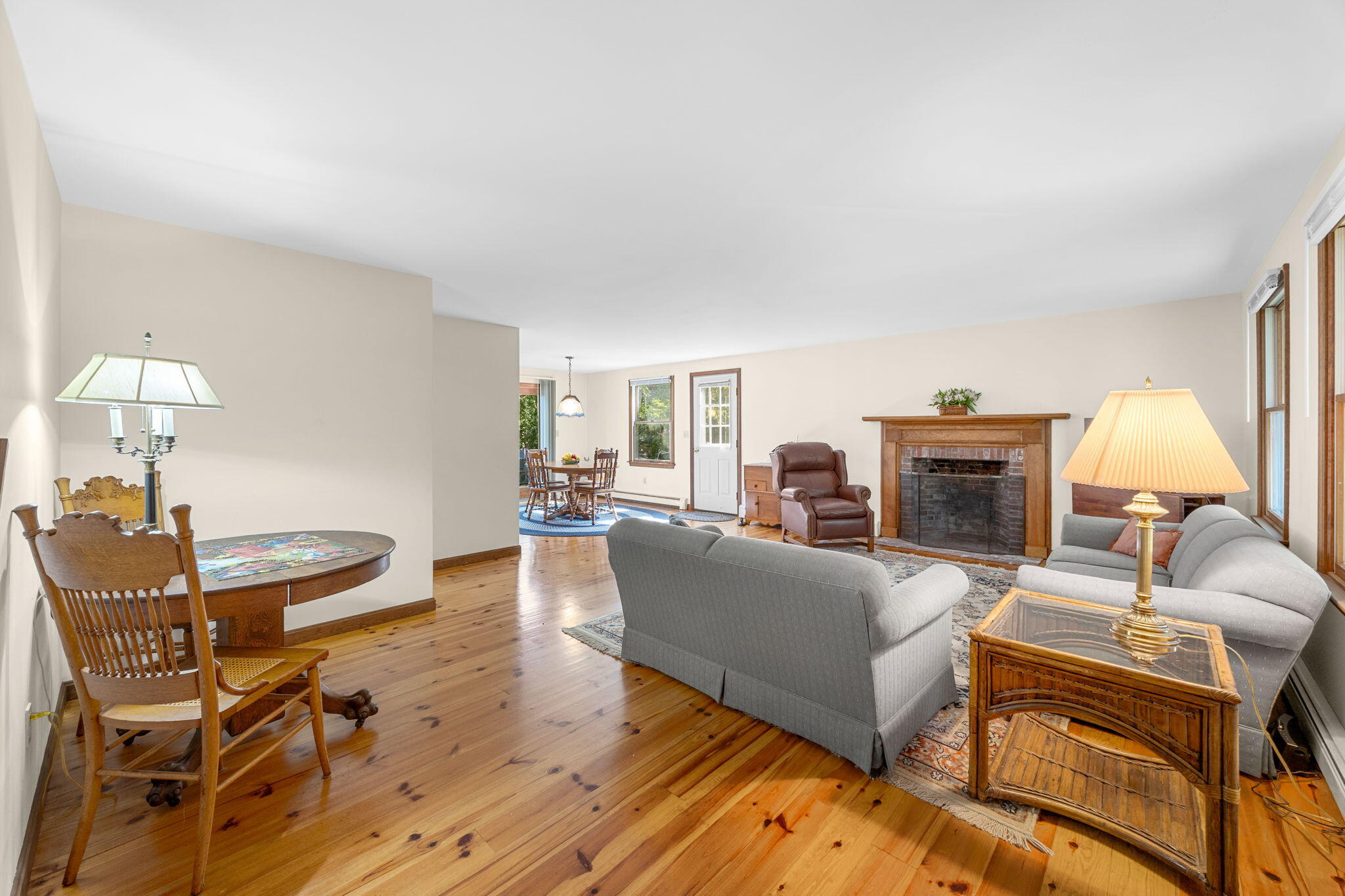 Eastham, Massachusetts 02642, United States, 4 Bedrooms Bedrooms, ,3 BathroomsBathrooms,Residential,Active,168334