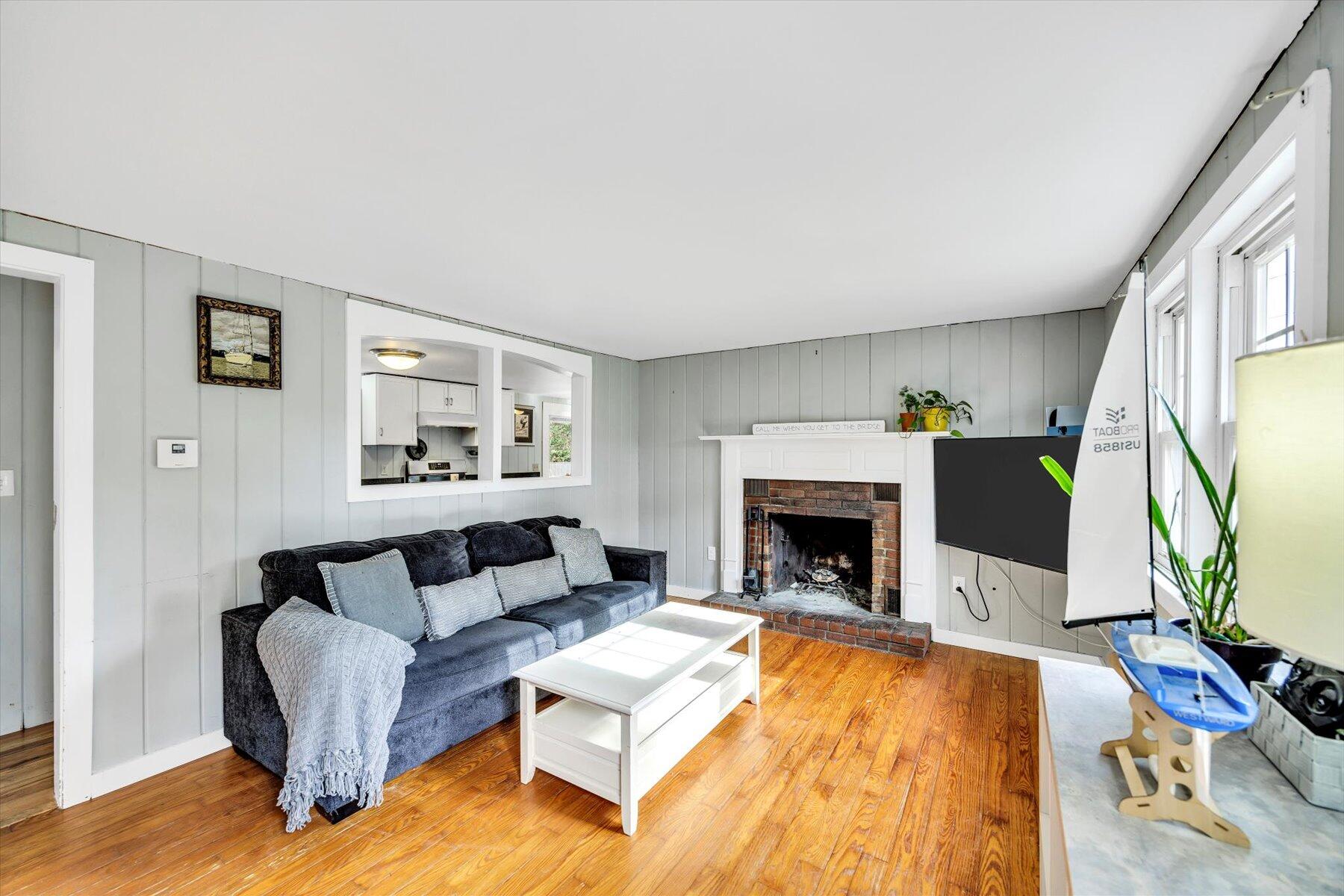 Marstons Mills, Massachusetts 02648, United States, 2 Bedrooms Bedrooms, ,1 BathroomBathrooms,Residential,Active,239532