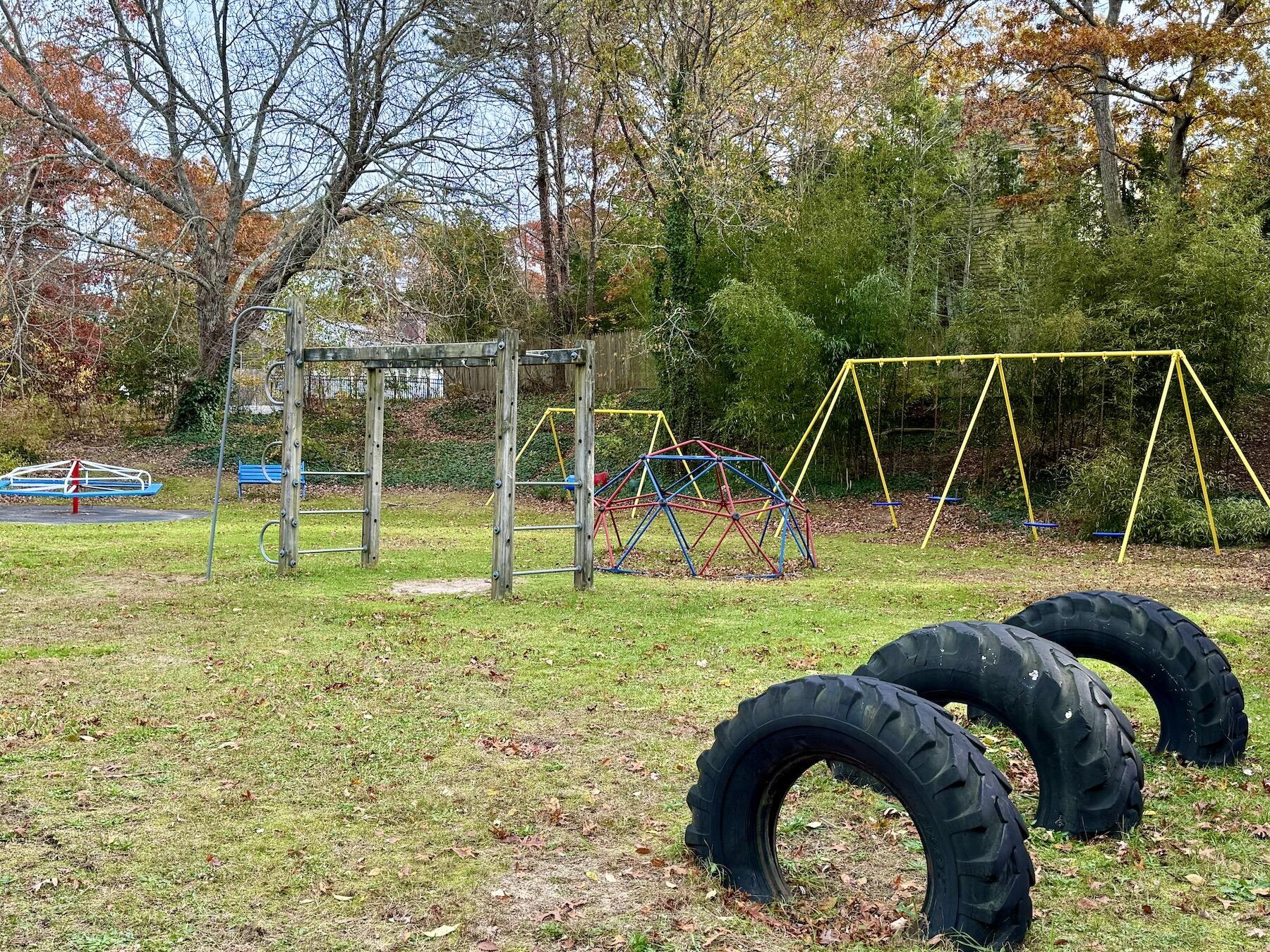 Marstons Mills, Massachusetts 02648, United States, 2 Bedrooms Bedrooms, ,1 BathroomBathrooms,Residential,Active,239532