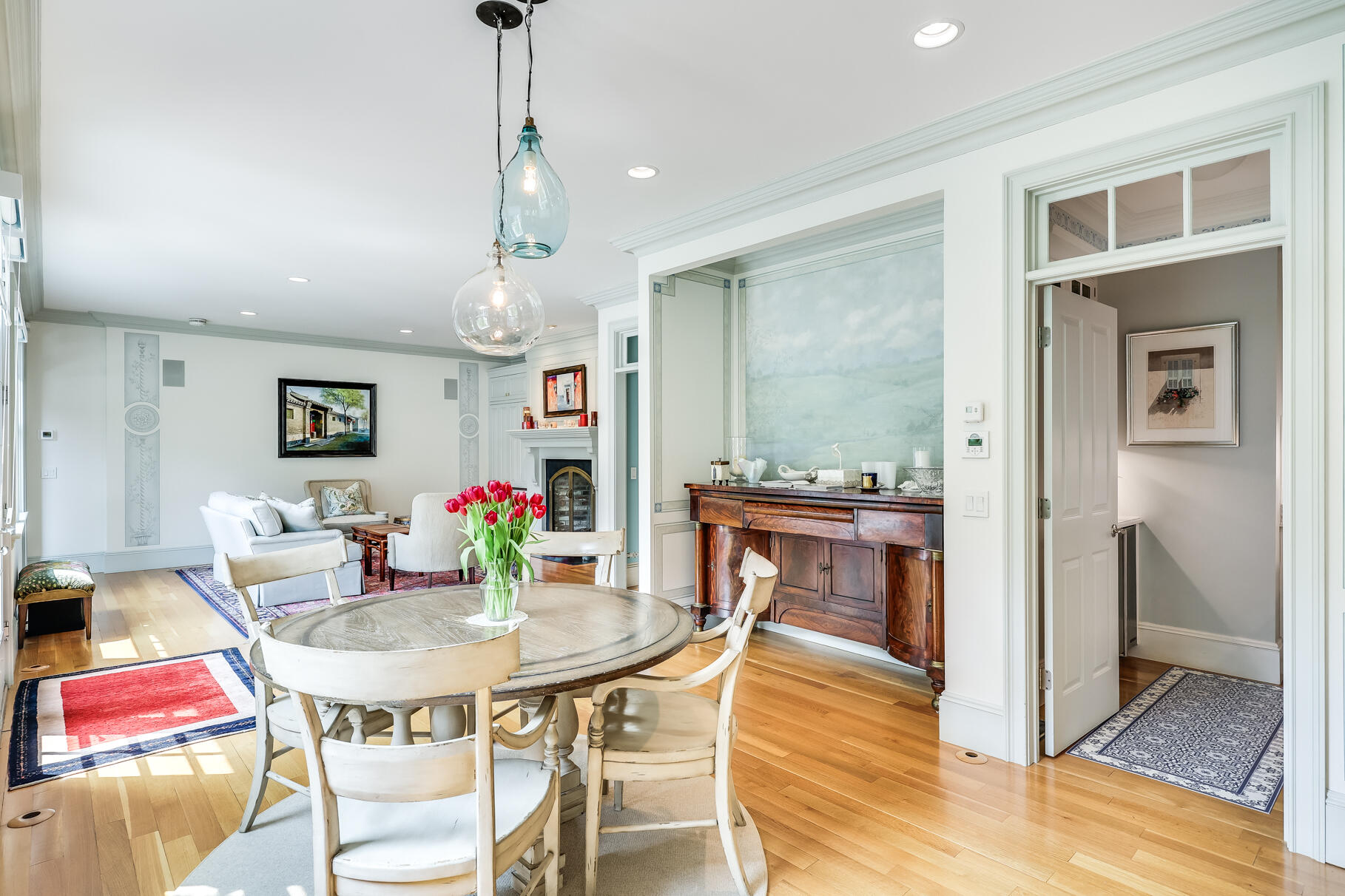 Osterville, Massachusetts 02655, United States, 5 Bedrooms Bedrooms, ,6 BathroomsBathrooms,Residential,Active,98907