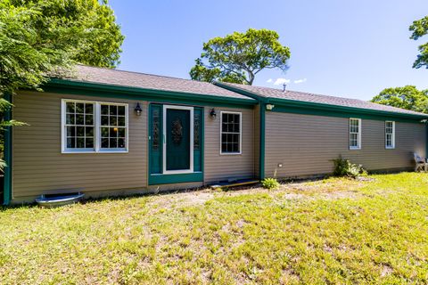 Single Family Residence in East Falmouth MA 12 Ox Bow Road 22.jpg