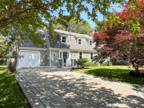 179 Robbins Street, Osterville, MA 02655 - #: 22303137