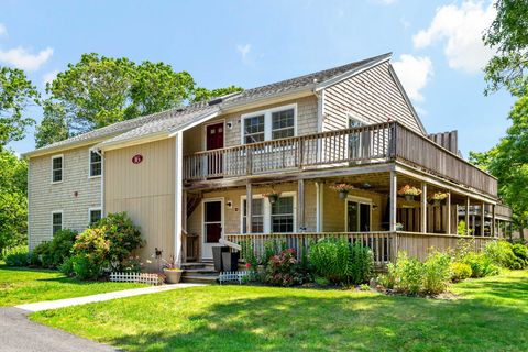 Condominium in Mashpee MA 35 Ashumet Road 7.jpg