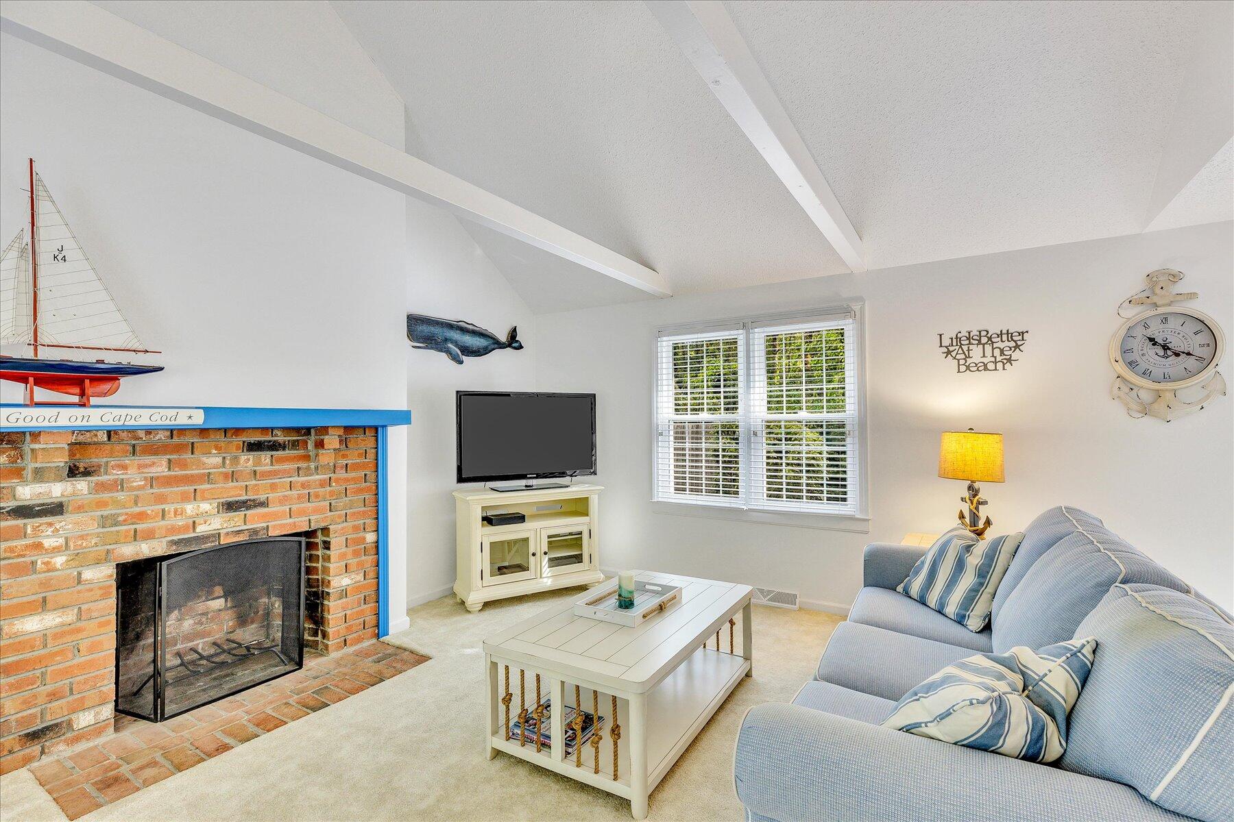 Yarmouth Port, Massachusetts 02675, United States, 2 Bedrooms Bedrooms, ,2 BathroomsBathrooms,Residential,Active,215799