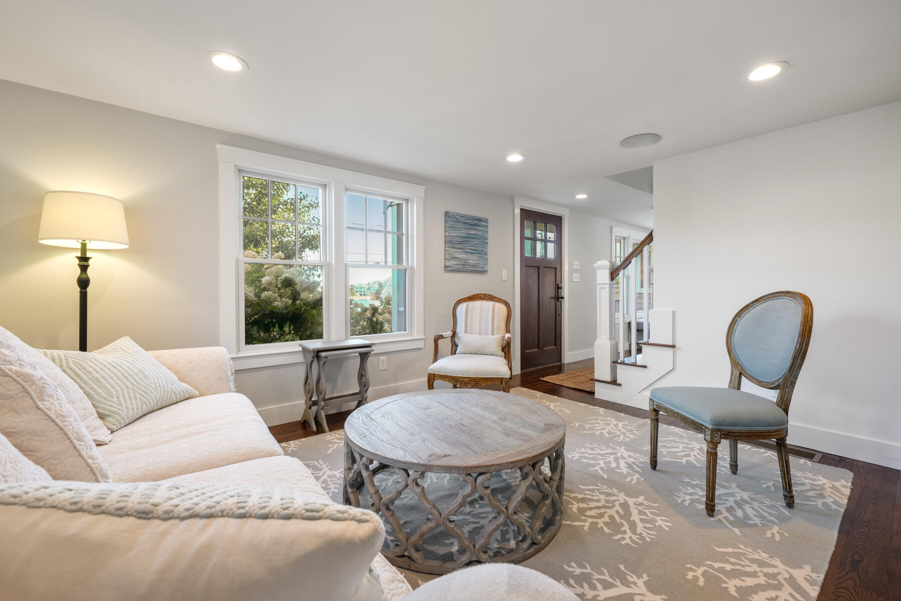 Hyannis, Massachusetts 02601, United States, 6 Bedrooms Bedrooms, ,3 BathroomsBathrooms,Residential,Active,66864