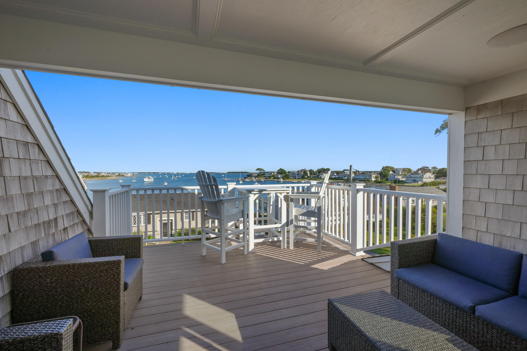 Hyannis, Massachusetts 02601, United States, 6 Bedrooms Bedrooms, ,3 BathroomsBathrooms,Residential,Active,66864