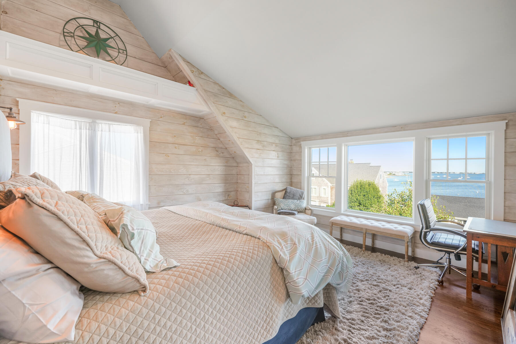 Hyannis, Massachusetts 02601, United States, 6 Bedrooms Bedrooms, ,3 BathroomsBathrooms,Residential,Active,66864