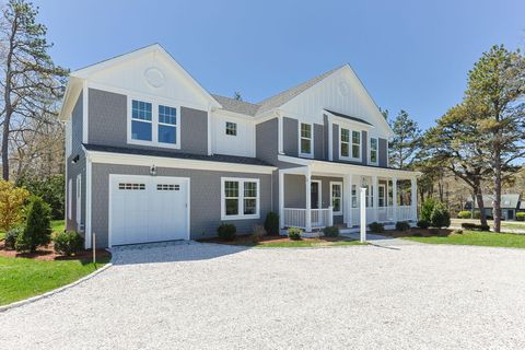 Photo of 14 Azalea Lane, Mashpee, MA 02649 (MLS # 22404359)