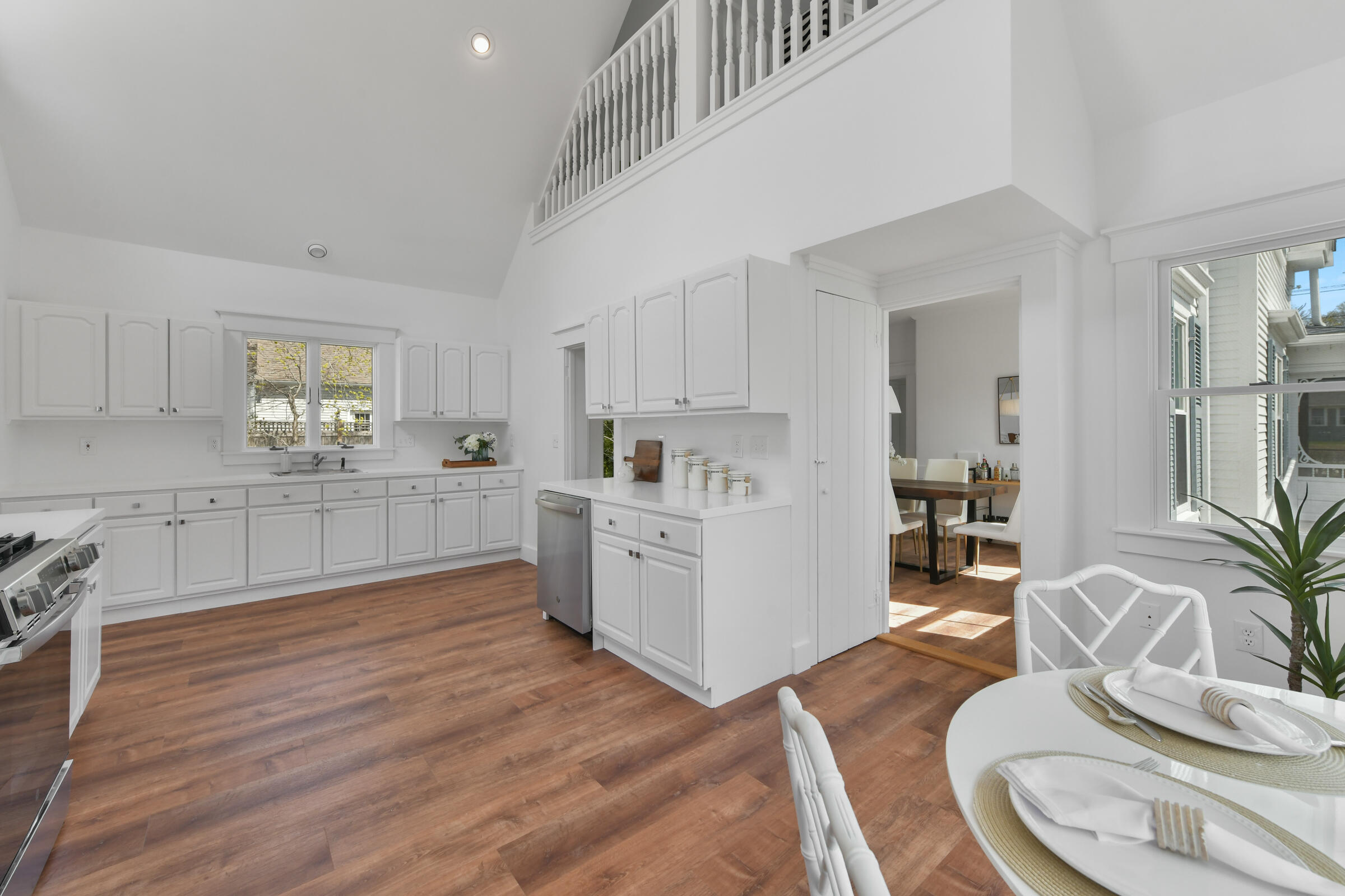 Cotuit, Massachusetts 02635, United States, 4 Bedrooms Bedrooms, ,3 BathroomsBathrooms,Residential,Active,114546