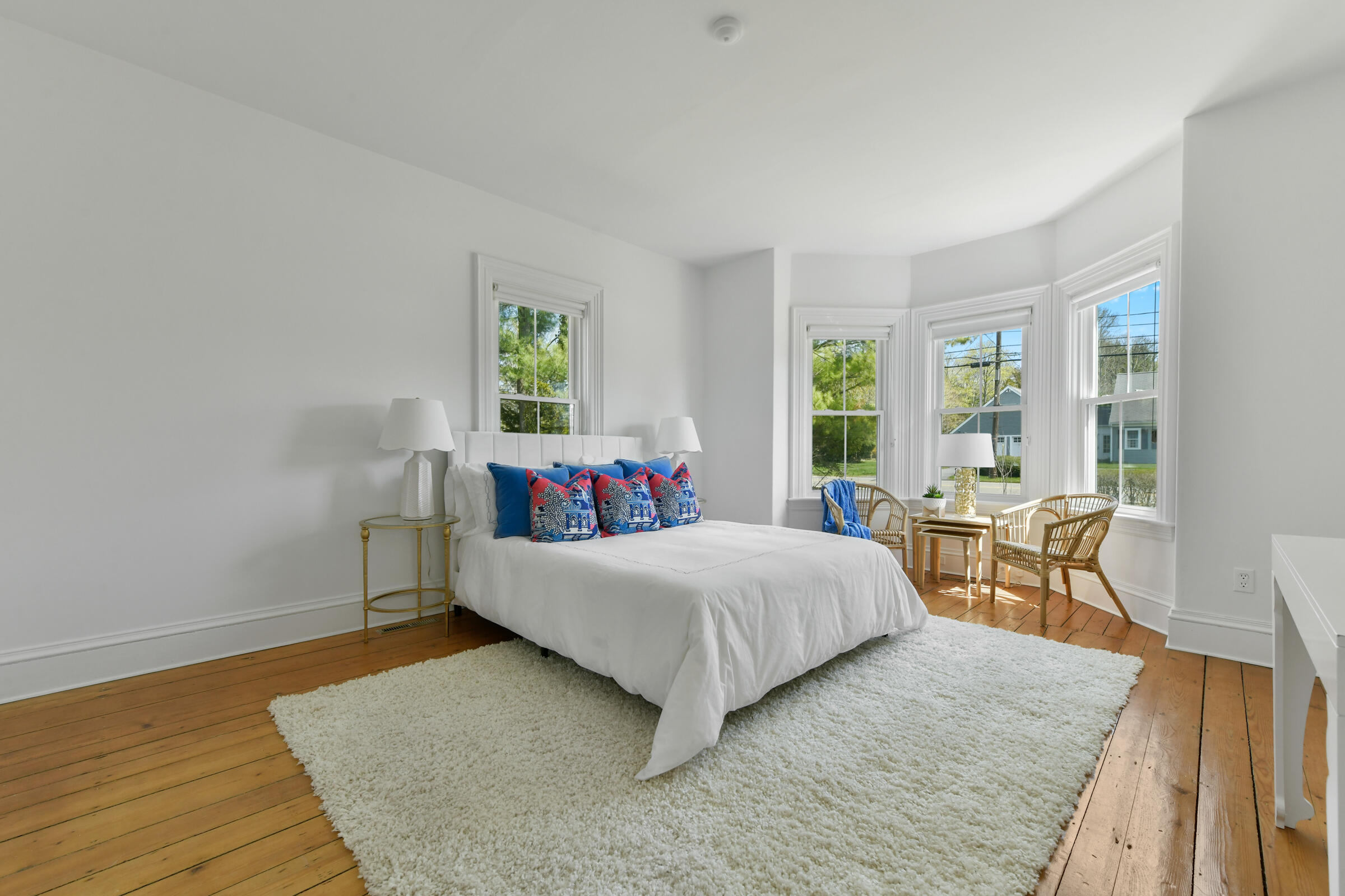 Cotuit, Massachusetts 02635, United States, 4 Bedrooms Bedrooms, ,3 BathroomsBathrooms,Residential,Active,114546