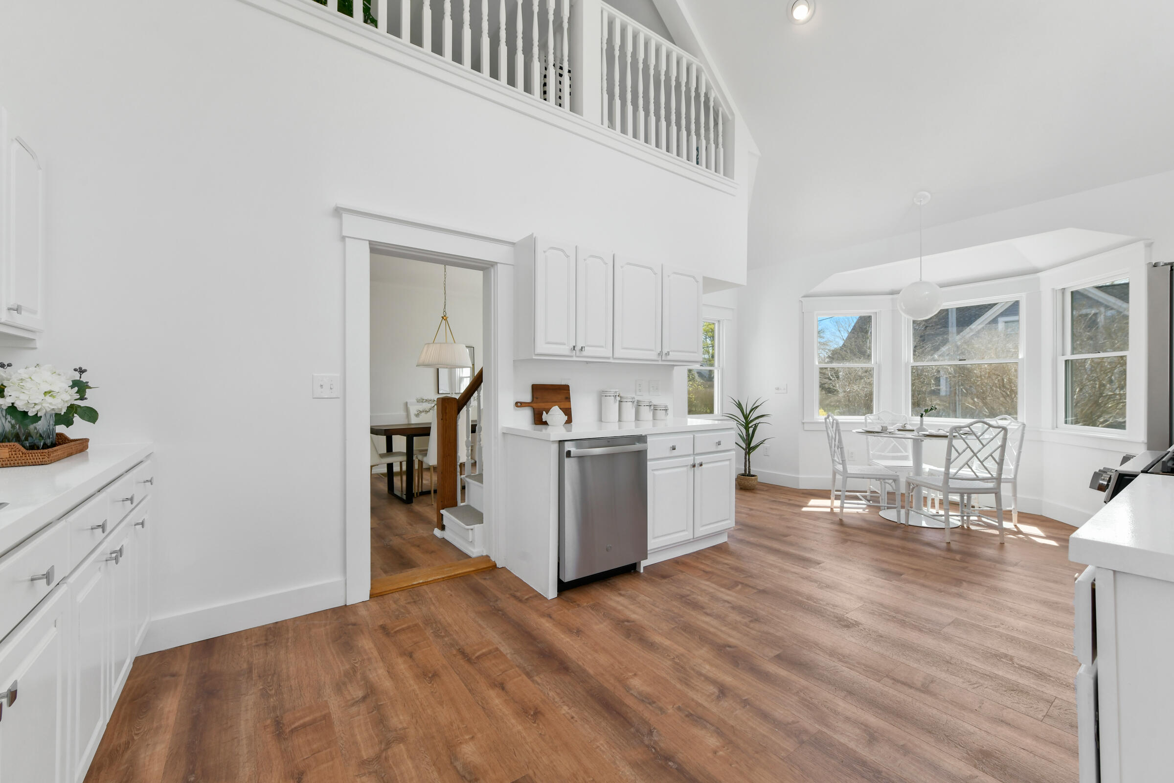 Cotuit, Massachusetts 02635, United States, 4 Bedrooms Bedrooms, ,3 BathroomsBathrooms,Residential,Active,114546